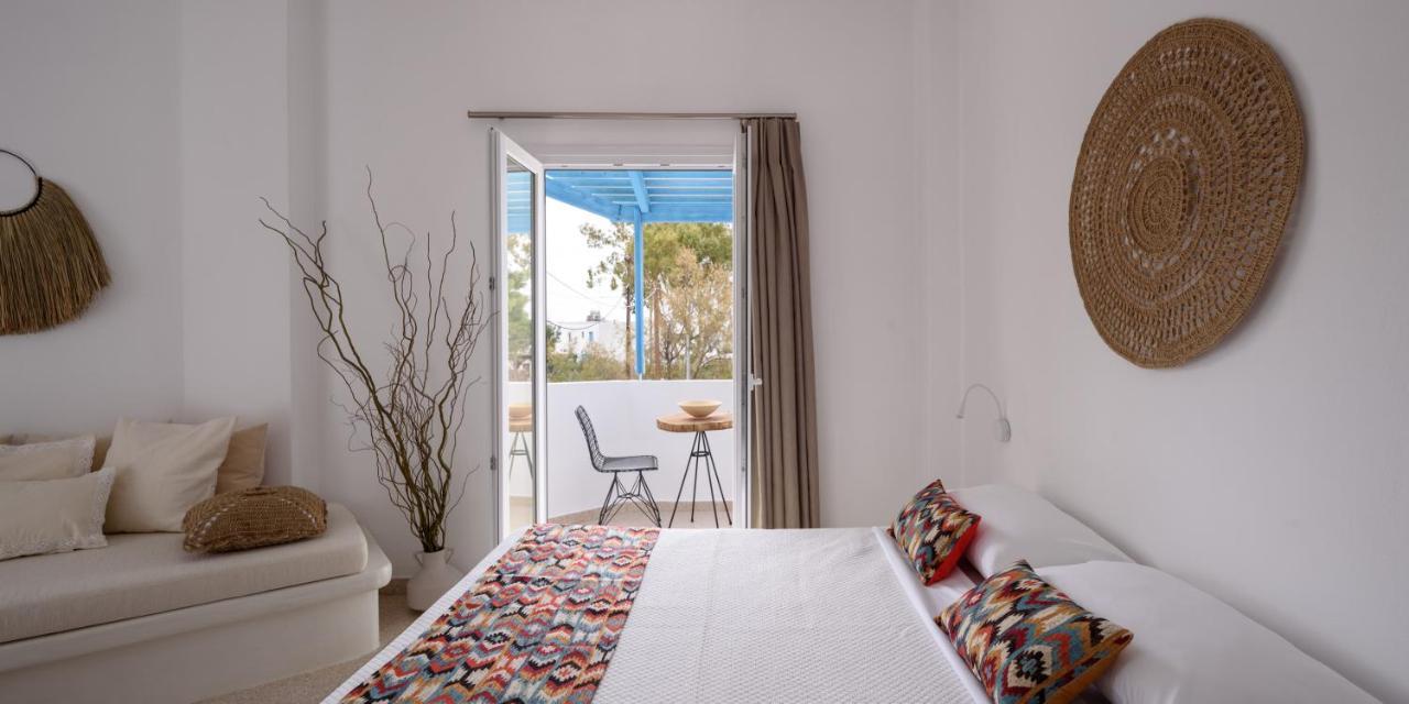 Cal Day Rooms Santorini Perissa  Exterior photo