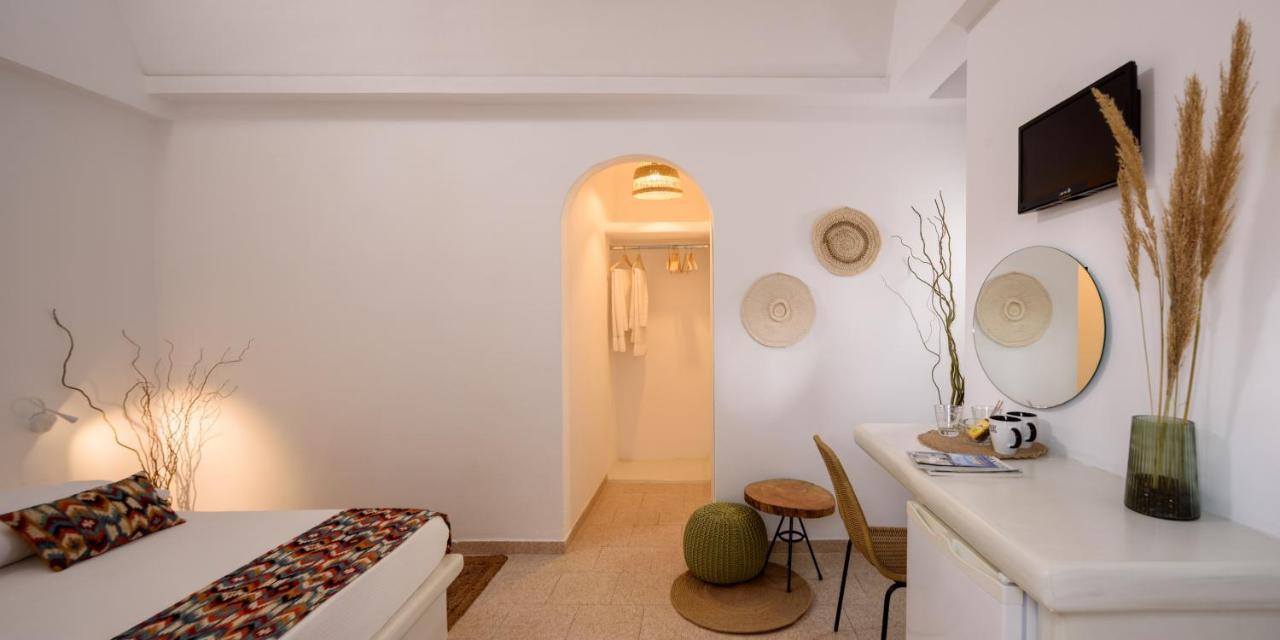 Cal Day Rooms Santorini Perissa  Exterior photo